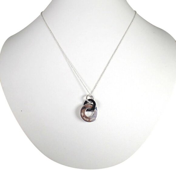 Tiffany & Co 925 Titanium Interlocking Necklace J132-1
